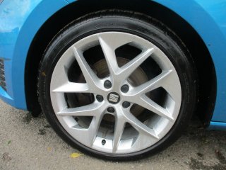 /photos/9743/487db56b-88e6-7abc-48f3-ac4e74c5215d_i320x240.jpg