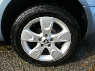 /photos/9743/628b22a4-d5d4-42c8-8043-d3c4f08b9bcc_i320x240.jpg