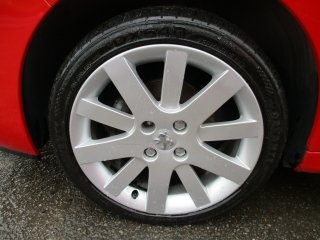 /photos/9743/6c3fdf75-a6a7-4fe0-eb28-e6de3f9b17e0_i320x240.jpg