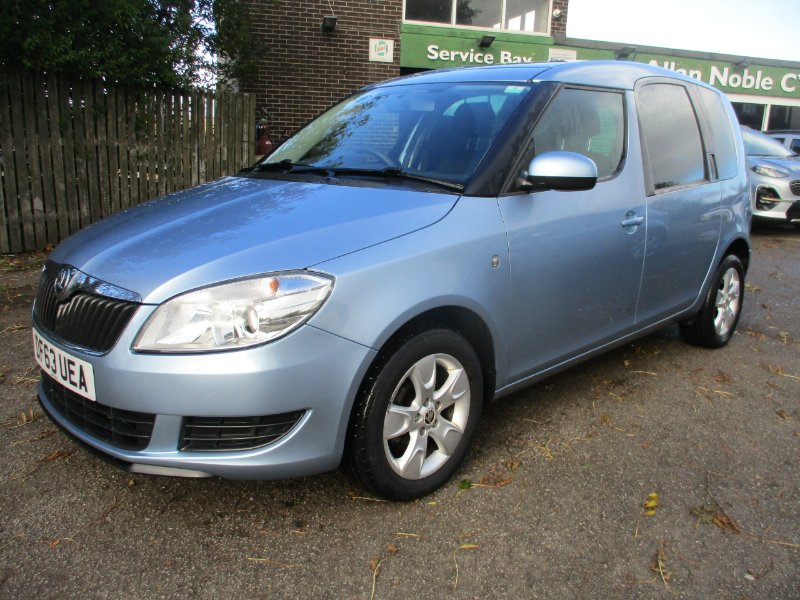 Blue Skoda Roomster 1.2 TSI SE Action MPV 5dr Petrol Manual Euro 5 86 ps