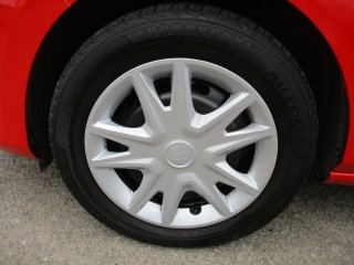 /photos/9743/b34d97e3-5faf-b4f0-8e69-1af84d750bd0_i320x240.jpg